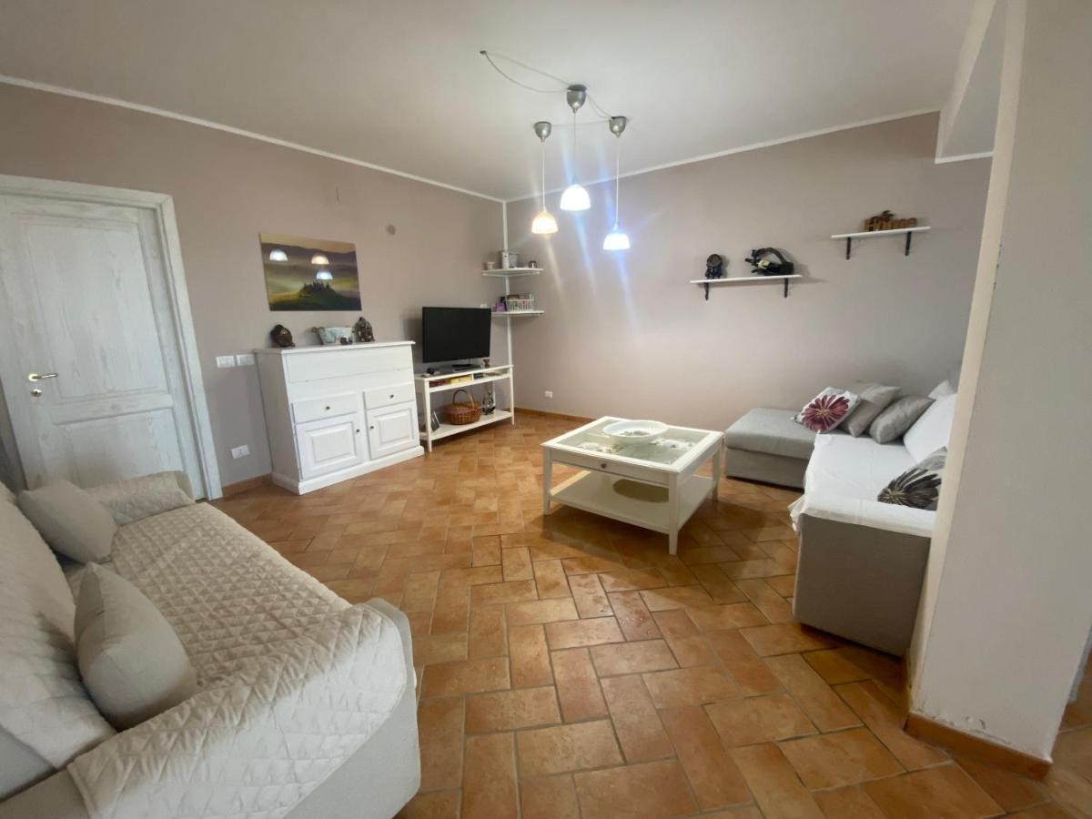 Agriturismo Colle D' Oro 佩夏罗马纳 外观 照片