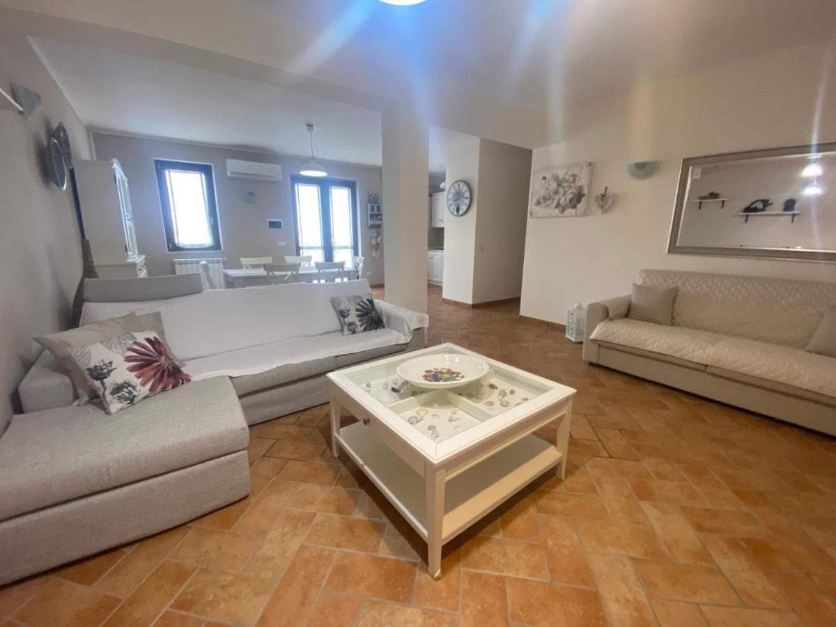 Agriturismo Colle D' Oro 佩夏罗马纳 外观 照片