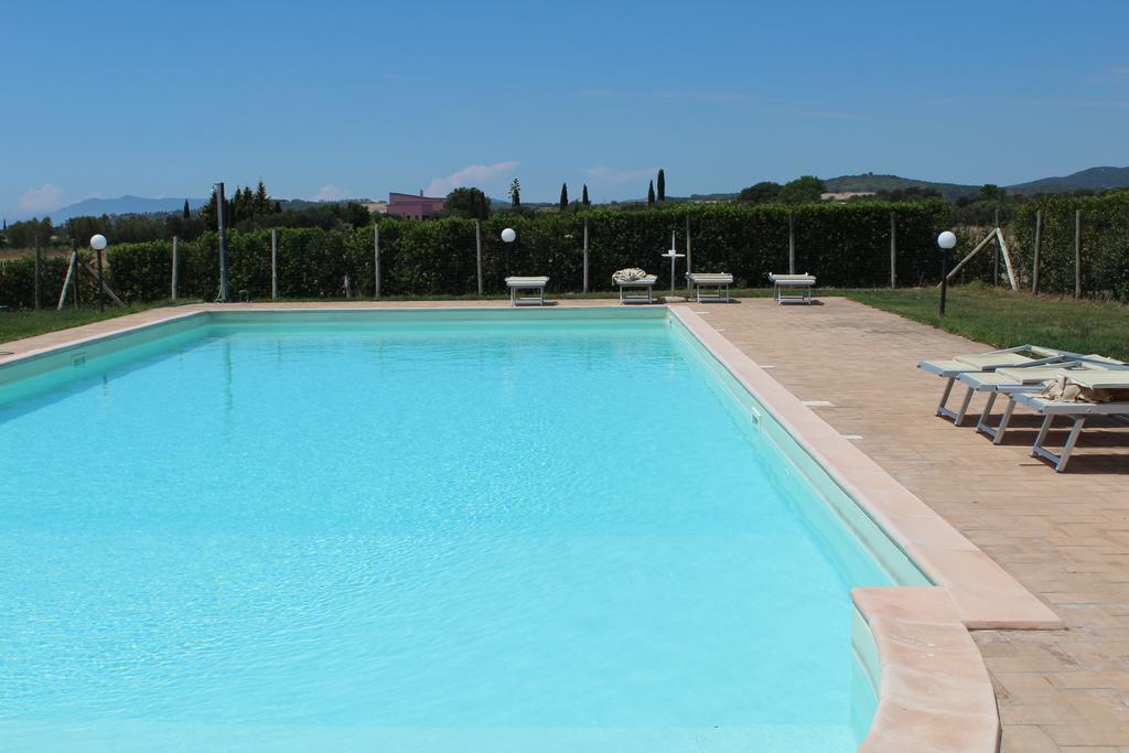 Agriturismo Colle D' Oro 佩夏罗马纳 外观 照片