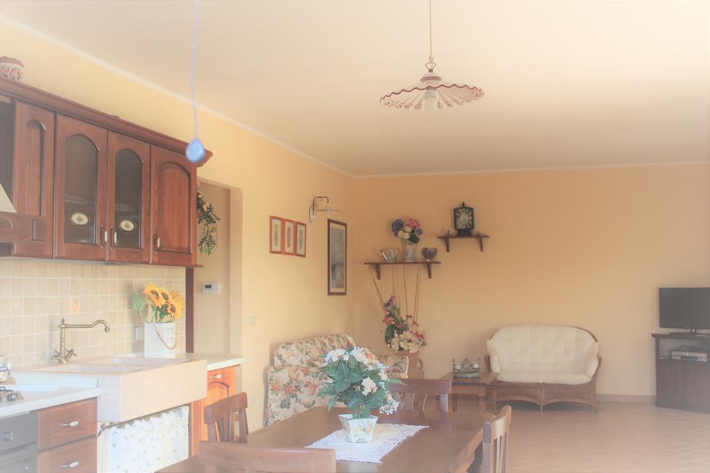 Agriturismo Colle D' Oro 佩夏罗马纳 外观 照片